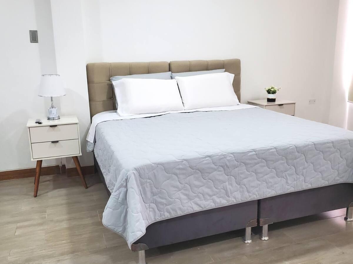 Genova Suites Spacious And Great Location Santa Cruz de La Sierra Exterior foto